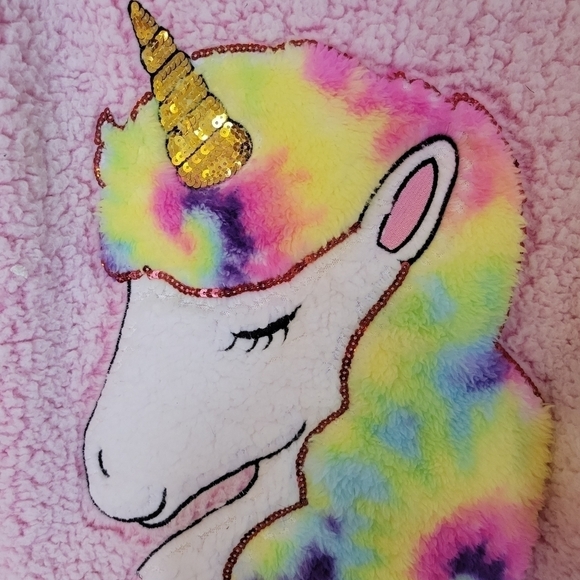**$5 SALE** Soft and Fluffy Fleece Unicorn Sweatshirt - Picture 2 of 3